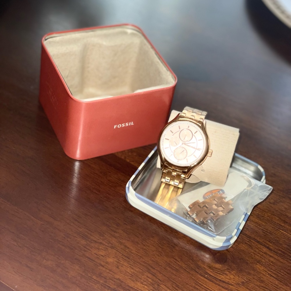 Rose Gold FOSSIL Watch